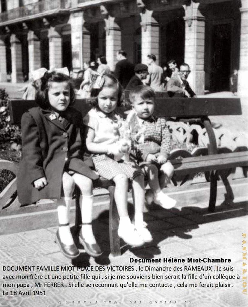1951 04 18  PLACE DES VICTOIRES.JPG